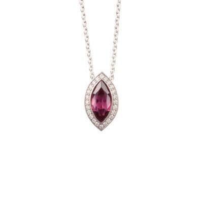 Piccolo Collier mit Anhänger